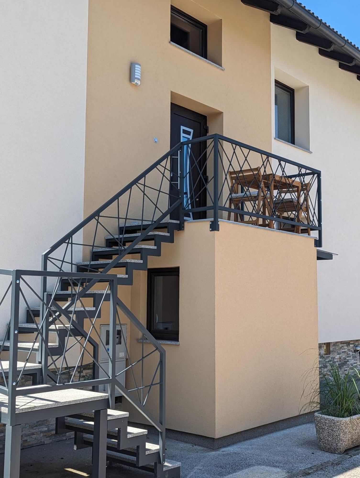 Domen'S Cozy Rentals Kranj Esterno foto